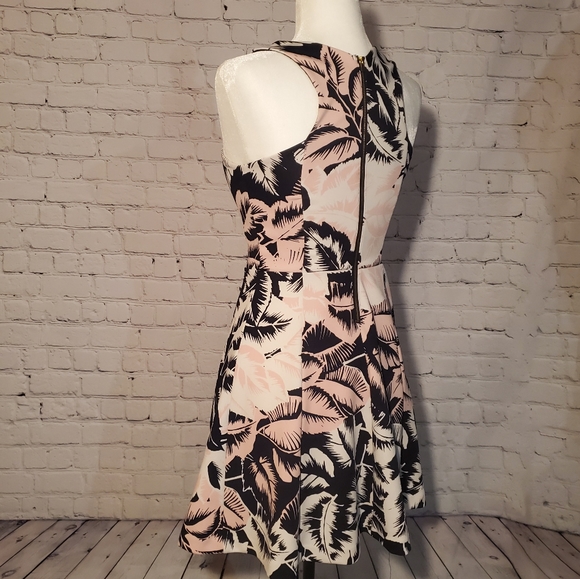 Cute floral pink EXPRESS A-line dress - Picture 6 of 16